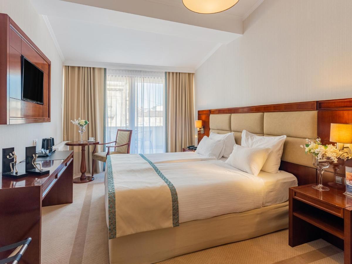 Concorde Old Bucharest Hotel Εξωτερικό φωτογραφία