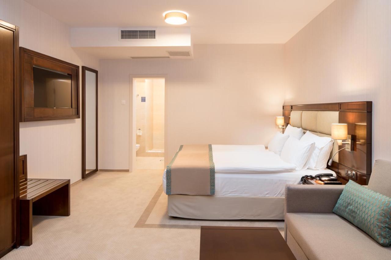 Concorde Old Bucharest Hotel Εξωτερικό φωτογραφία